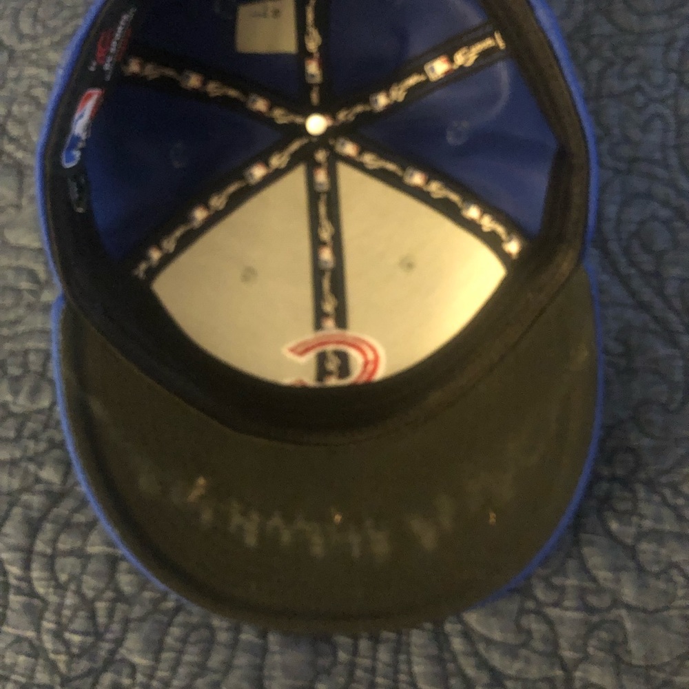 MLB hat - Picture 3 of 4